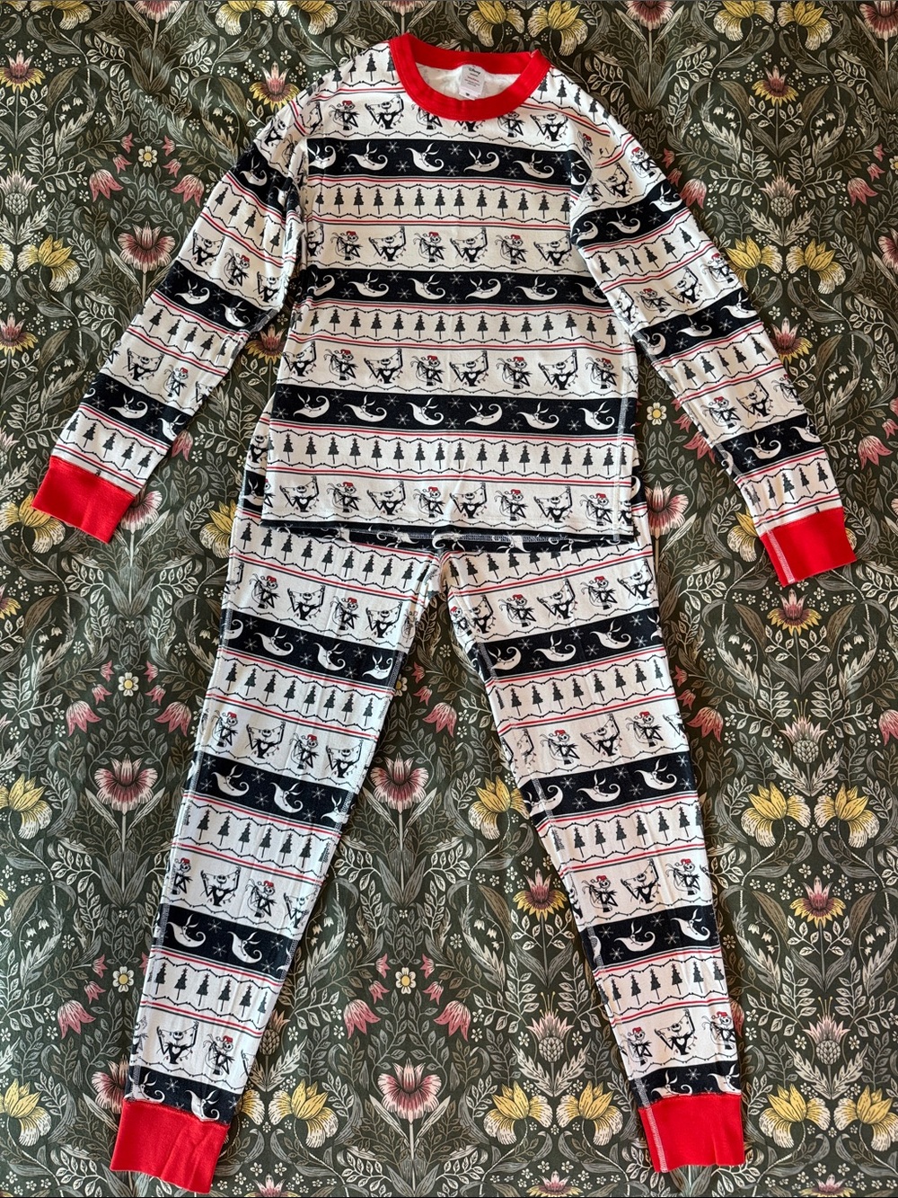 Hanna Andersson Adult Nightmare Before Christmas Pjs- XS top/S pants, mommy & me